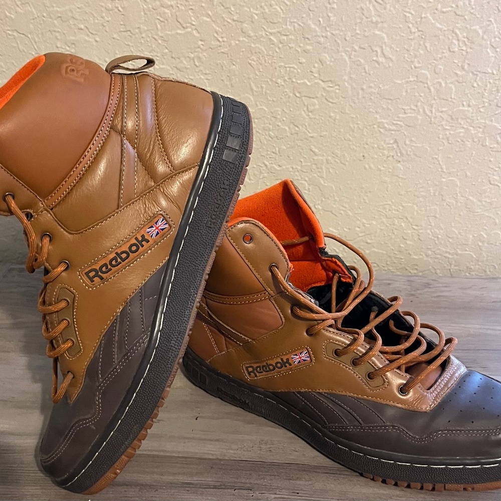 Reebok Mens  BB4600 Brown Classic Mid Top Lace Up Basketball Shoes